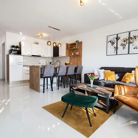 Sunny Island * Trogir